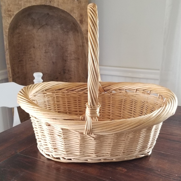 Rattan Wicker Harvest Gathering Basket